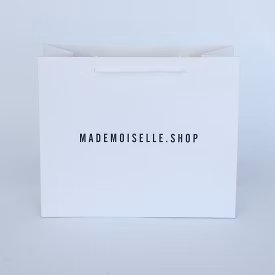 Fancy Paper Borsa in carta nera opaca con manico in seta